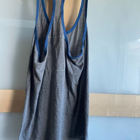 AVIATOR NATION HEATHER GRAY W/BLUE VENICE BEACH RACERBACK Sz S - Picture 3 of 3